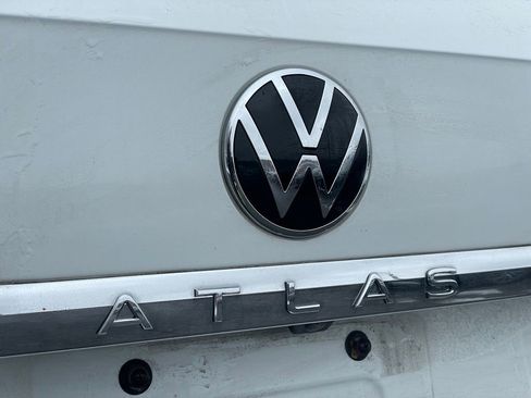 Used 2022 Volkswagen Atlas Cross Sport SE image 27