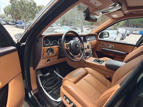 Used 2019 Rolls-Royce Cullinan AWD/4WD image 5