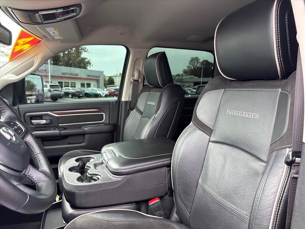 Used 2024 RAM 2500 Laramie AWD/4WD image 24
