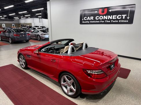 Used 2013 Mercedes-Benz SLK 350 image 16