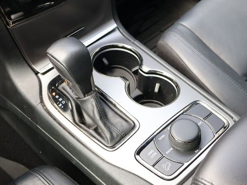 Used 2020 Jeep Grand Cherokee Limited X AWD/4WD image 19