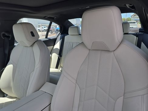 New 2026 BMW 530i xDrive w/ M Sport Package image 22