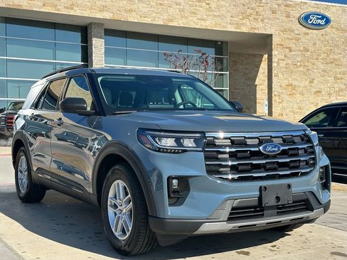 New 2026 Ford Explorer Active w/ Active Comfort Package RWD image 47