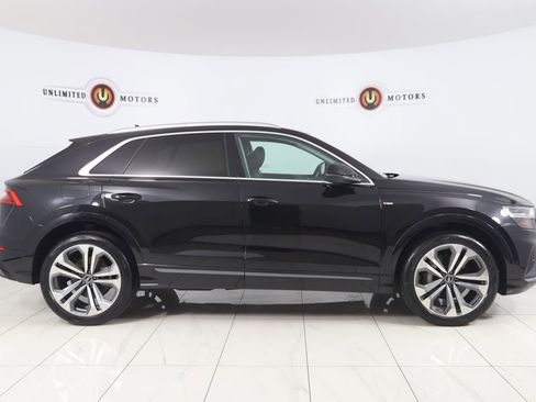 Used 2022 Audi Q8 Premium Plus AWD/4WD image 2