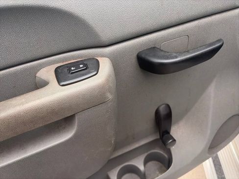 Used 2013 Chevrolet Silverado 1500 W/T RWD image 14