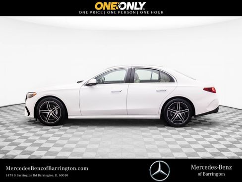 Used 2024 Mercedes-Benz E 350 4MATIC Sedan image 2