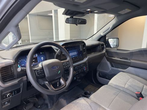 Used 2024 Ford F150 XL w/ Equipment Group 103A High RWD image 32