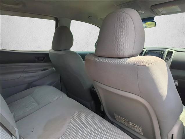 Used 2015 Toyota Tacoma PreRunner w/ SR5 Package RWD image 27