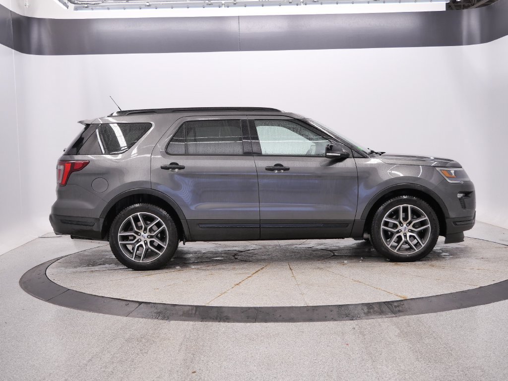 Used 2018 Ford Explorer Sport w/ Equipment Group 401A AWD/4WD image 8