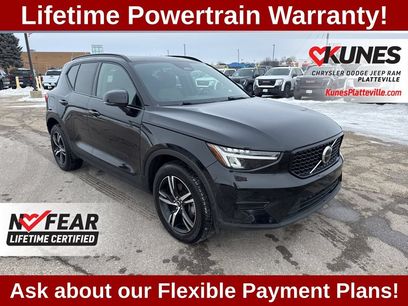 Used 2024 Volvo XC40 B5 Core