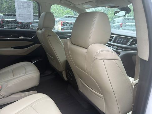 Used 2018 Buick Enclave Premium AWD/4WD image 20