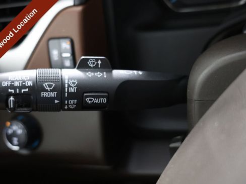 Used 2015 Chevrolet Tahoe LTZ image 28