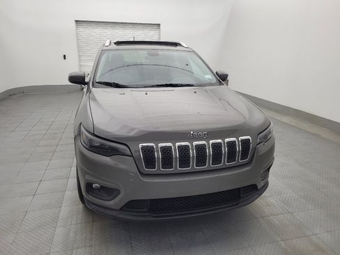 Used 2019 Jeep Cherokee Latitude Plus image 14