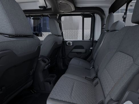 New 2026 Jeep Gladiator Mojave w/ Safety Group image 23