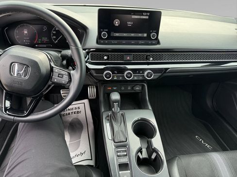 Used 2025 Honda Civic Sport image 10