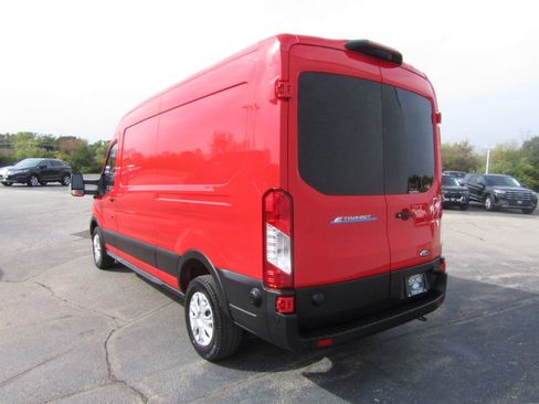 Used 2024 Ford E-Transit 148 Medium Roof image 4