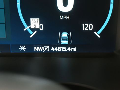 Used 2023 Ford F150 Lariat w/ Equipment Group 502A High image 16