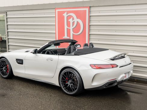 Used 2018 Mercedes-Benz AMG GT C image 36