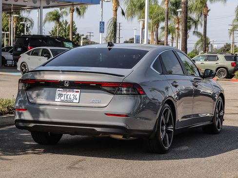 Used 2025 Honda Accord Sport image 11