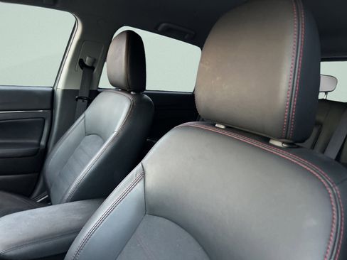 Used 2024 Mitsubishi Outlander Sport SE image 9