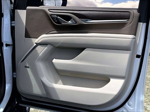 Used 2021 GMC Yukon Denali RWD image 29