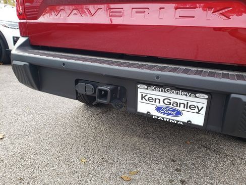 New 2025 Ford Maverick Lariat w/ Black Appearance Package image 10