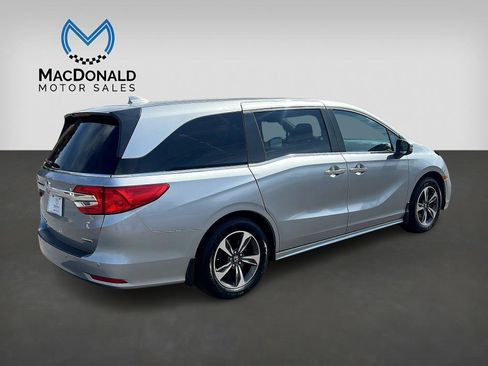 Used 2018 Honda Odyssey Touring image 7