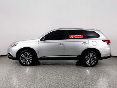 Used 2020 Mitsubishi Outlander ES image 5