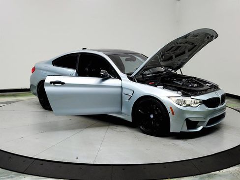 Used 2016 BMW M4 Coupe image 10