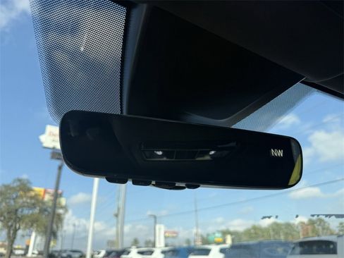 New 2026 Volkswagen Atlas Cross Sport SEL Premium R-Line image 23