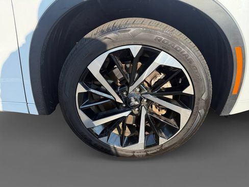 Used 2023 Mitsubishi Outlander SEL AWD/4WD image 16