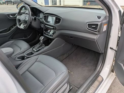Used 2019 Hyundai Ioniq Limited FWD image 23