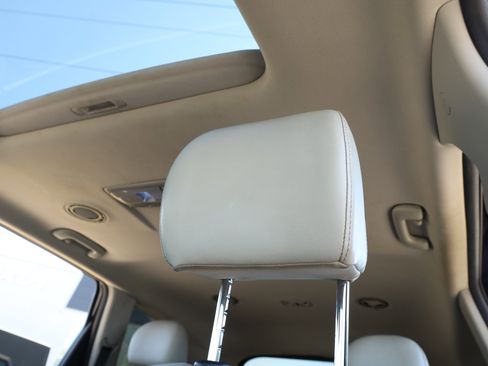 Used 2022 Kia Telluride S image 11