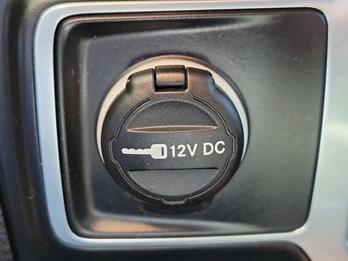 Used 2022 Jeep Wrangler Sport AWD/4WD image 27