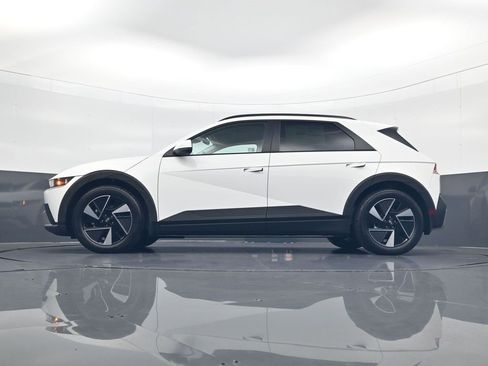 New 2025 Hyundai Ioniq 5 SEL image 28