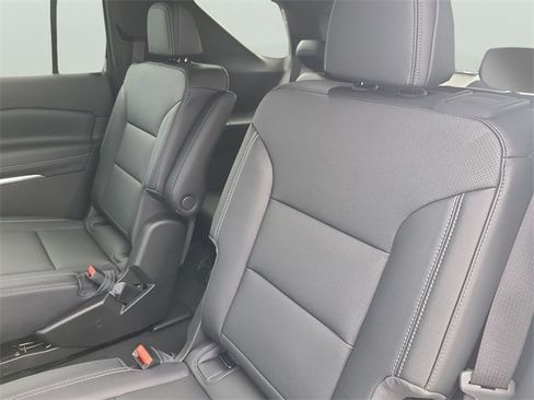 New 2026 Chevrolet Traverse LT w/ Midnight/Sport Edition image 14