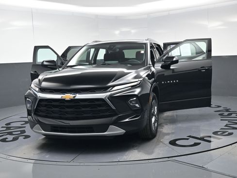 Certified 2024 Chevrolet Blazer LT w/ Convenience Package image 21