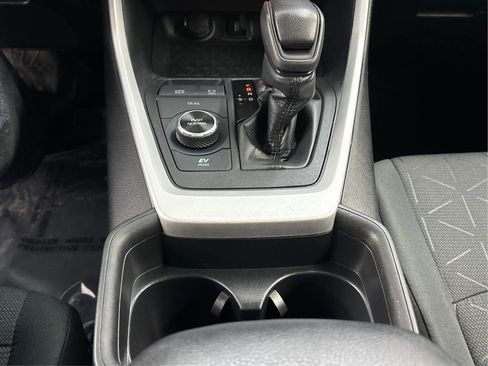 Used 2020 Toyota RAV4 XLE w/ Convenience Package image 22