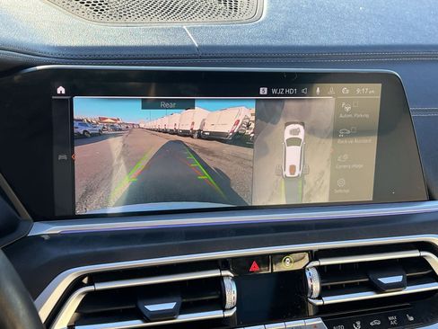 Used 2022 BMW X7 xDrive40i image 19