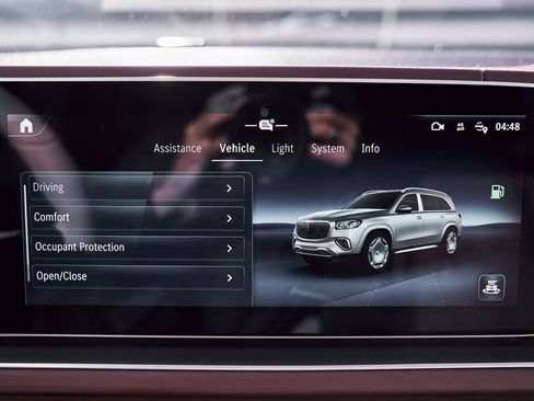 Used 2024 Mercedes-Benz Maybach GLS 600 4MATIC image 80