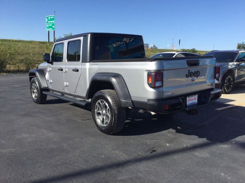 Used 2020 Jeep Gladiator Sport w/ Quick Order Package 24S image 7