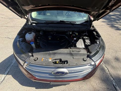 Used 2016 Ford Edge Titanium w/ Equipment Group 302A FWD image 9