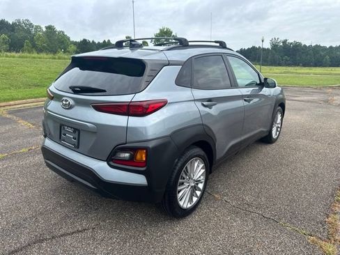 Used 2021 Hyundai Kona SEL FWD image 4
