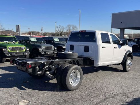 New 2026 RAM 4500 Tradesman w/ Chrome Appearance Group AWD/4WD image 8