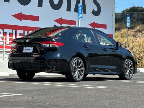 Used 2024 Toyota Corolla SE FWD image 5