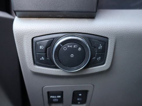 Used 2018 Ford F150 XLT w/ Equipment Group 302A Luxury image 16