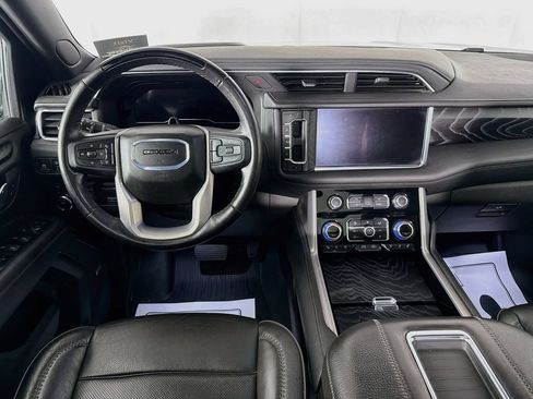 Used 2024 GMC Yukon XL Denali w/ Advanced Technology Package AWD/4WD image 23
