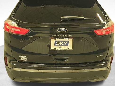 Used 2022 Ford Edge SEL w/ Sport Appearance Package image 15