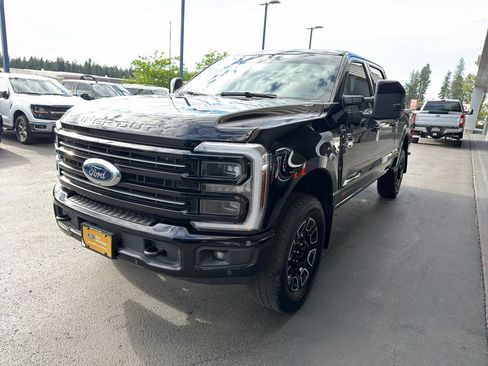 Certified 2026 Ford F250 Platinum w/ FX4 Off-Road Package AWD/4WD image 3