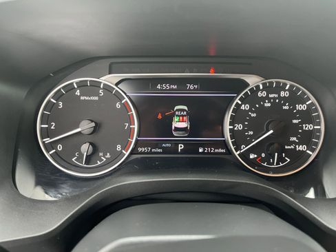 Used 2025 Nissan Rogue SV AWD/4WD image 41